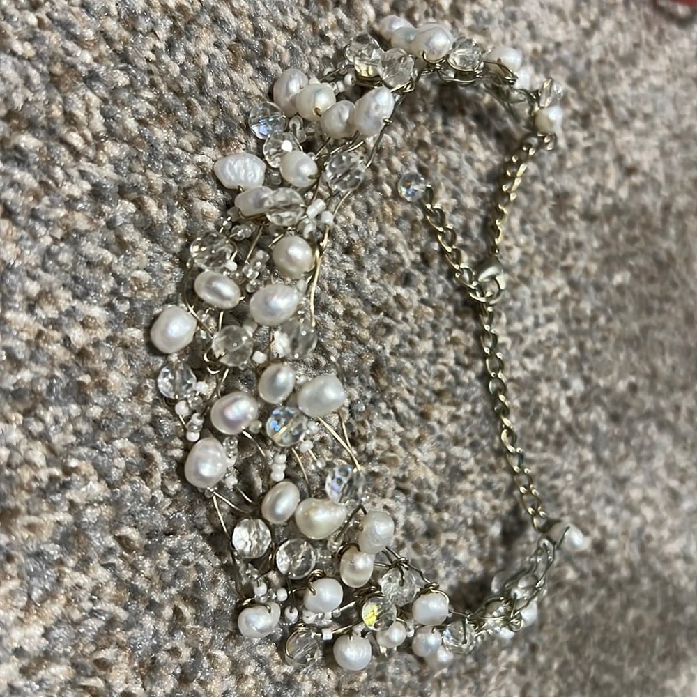 Pearl and crystal choker